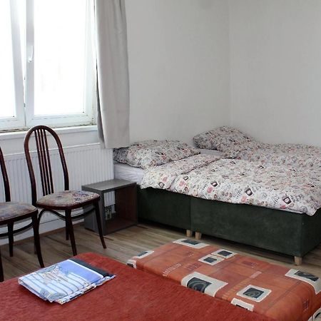 Dusan Apartments Orlová Eksteriør bilde