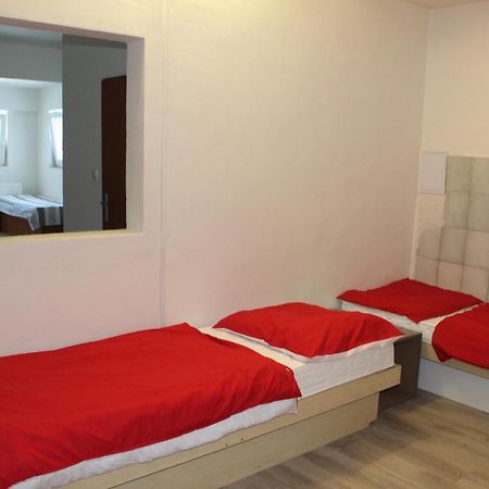 Dusan Apartments Orlová Eksteriør bilde